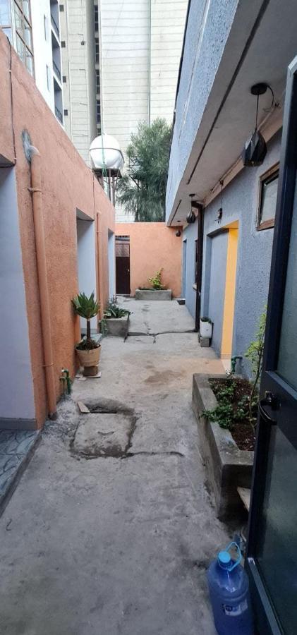 Lucy Guest House Addis Ababa Exteriör bild