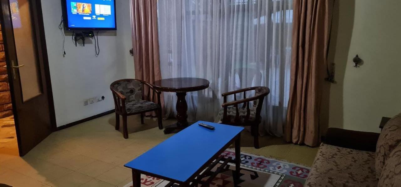 Lucy Guest House Addis Ababa Exteriör bild