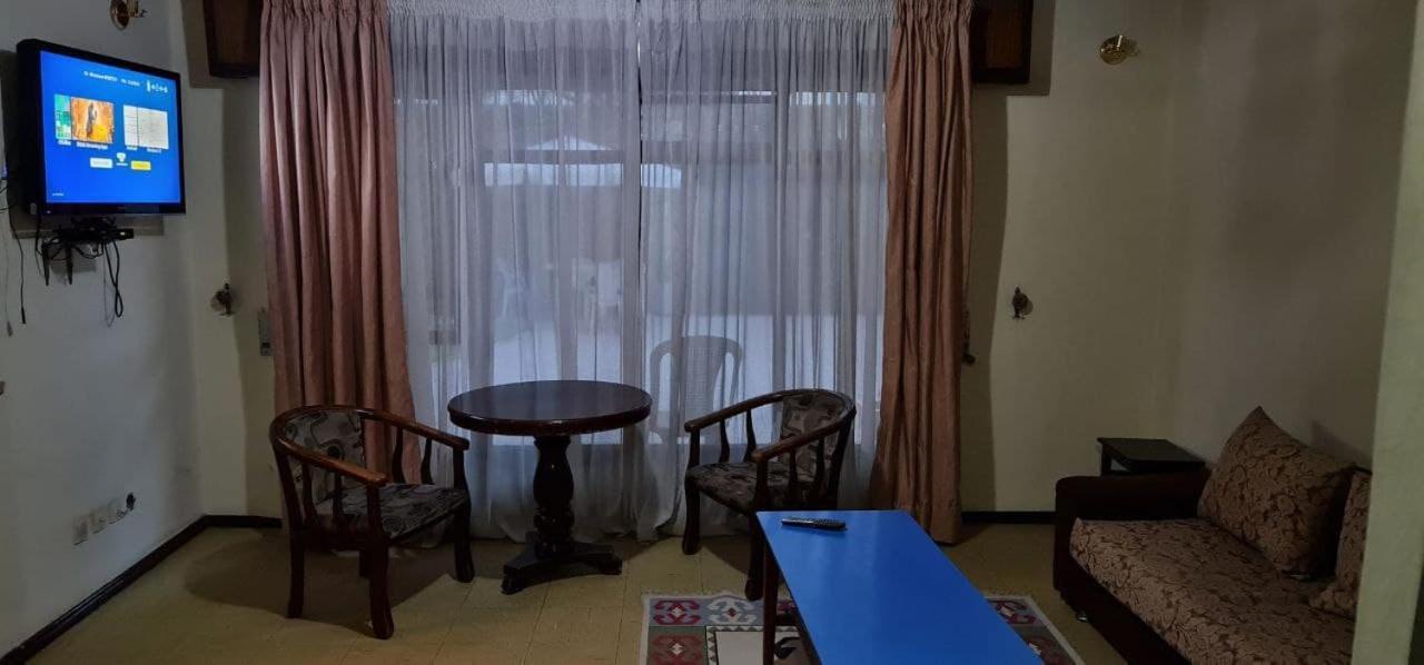Lucy Guest House Addis Ababa Exteriör bild