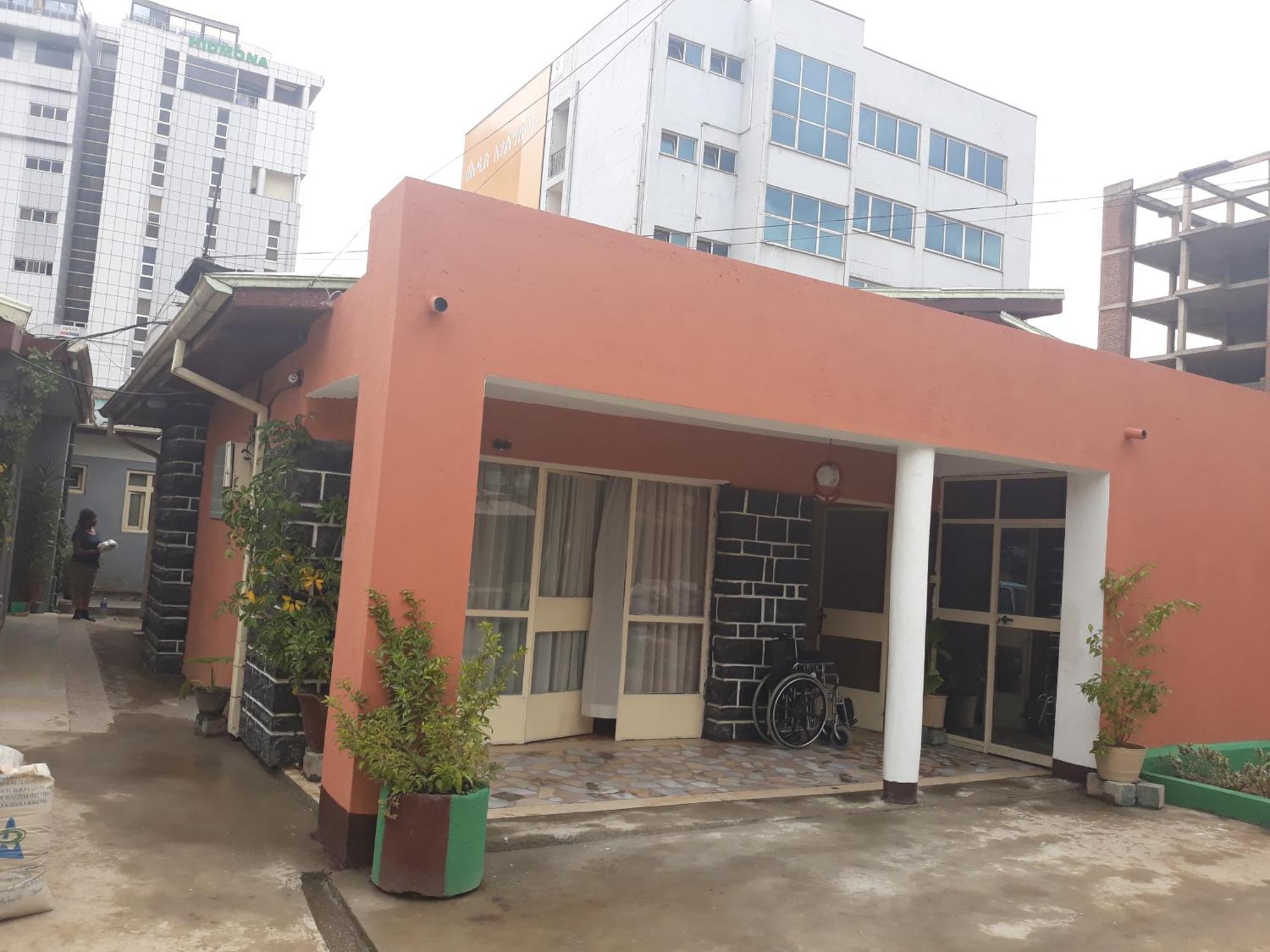 Lucy Guest House Addis Ababa Exteriör bild